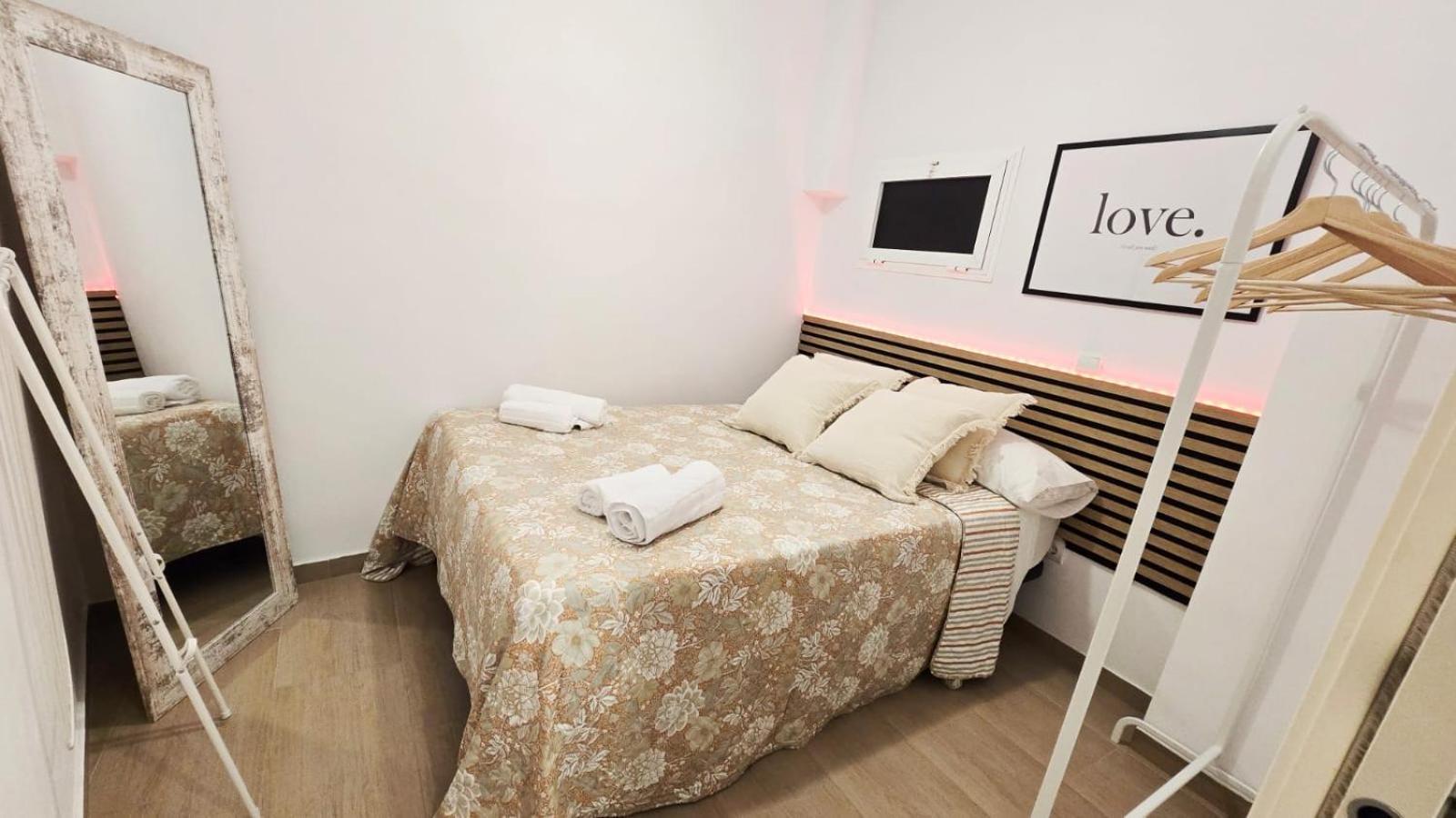 Apartamento El Chiquito - Centro De Малага Экстерьер фото